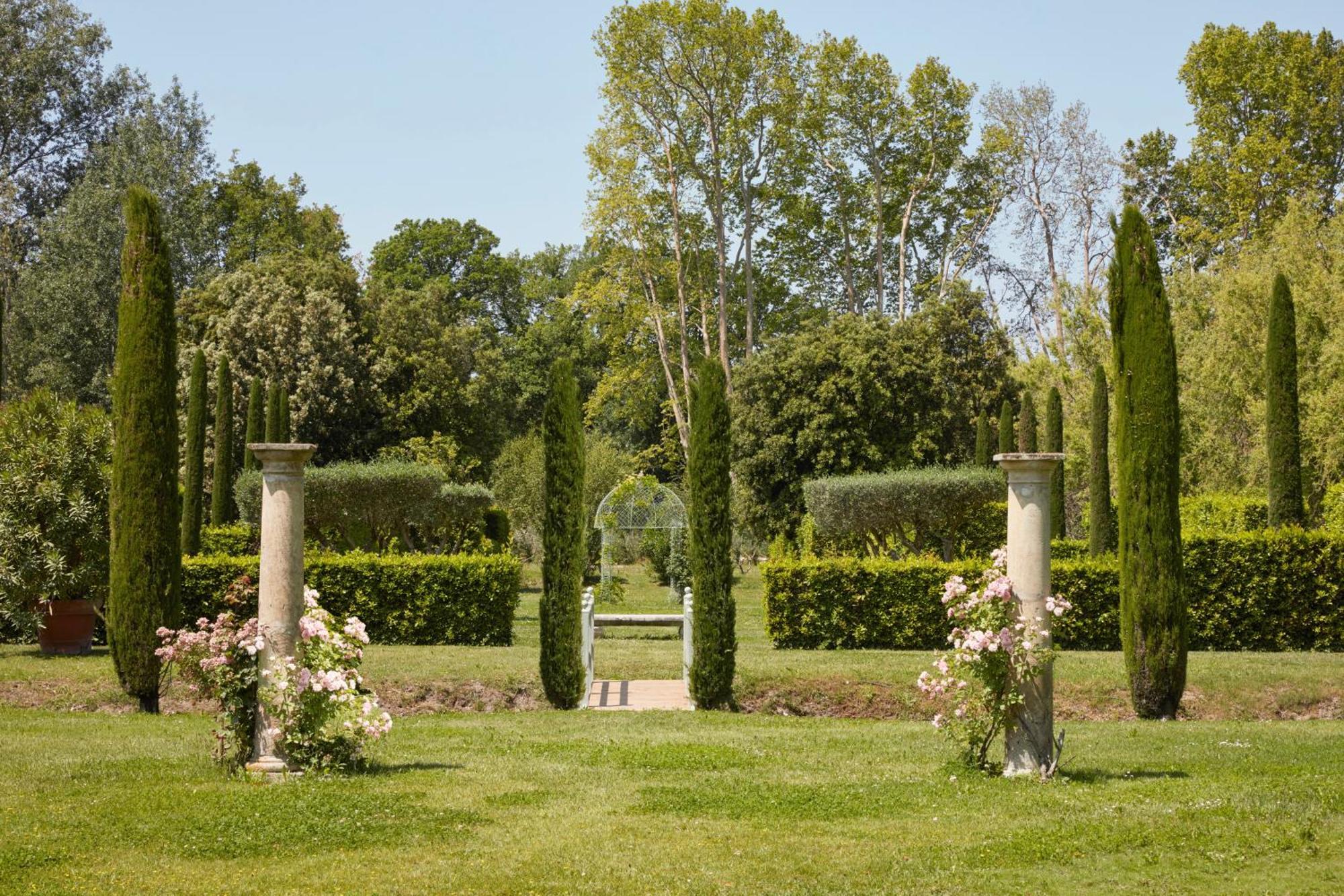 Bed and Breakfast Domaine De Chalamon Saint-Rémy-de-Provence Exterior foto